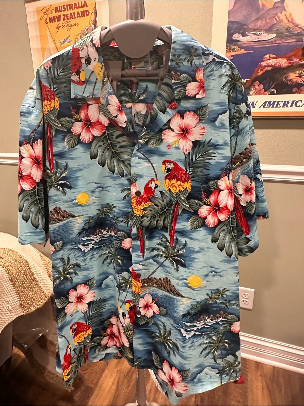 Tropical Parrot Print Casual Button-Down Shirt - Blue